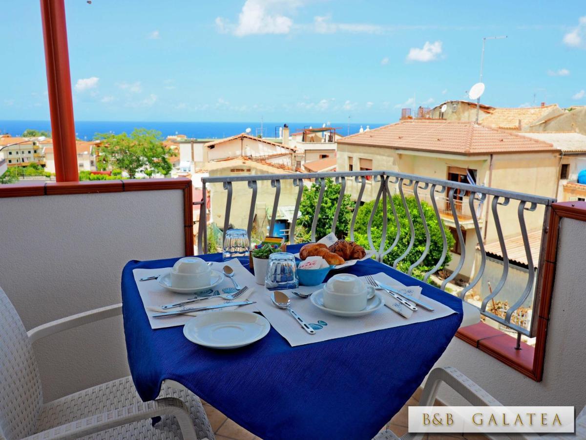 B&B Galatea Santa Domenica  Exteriör bild
